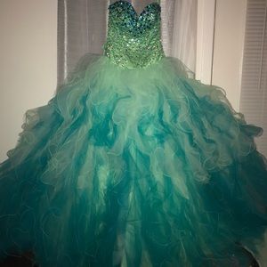 Prom dress